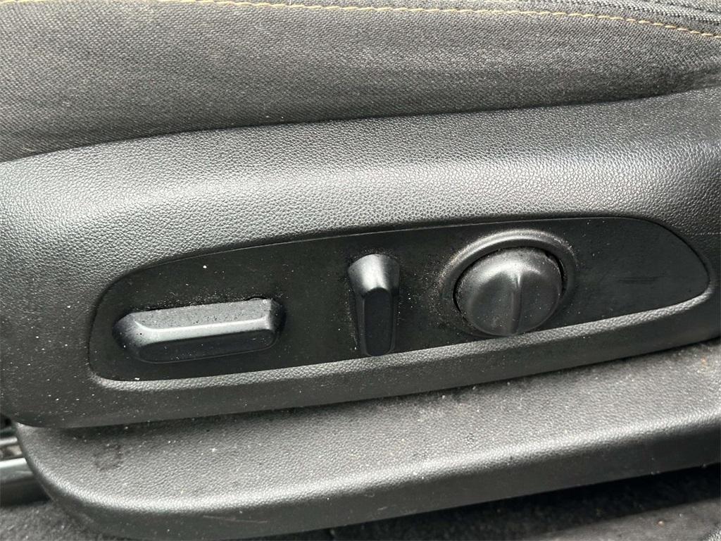 used 2020 Chevrolet Equinox car, priced at $18,698