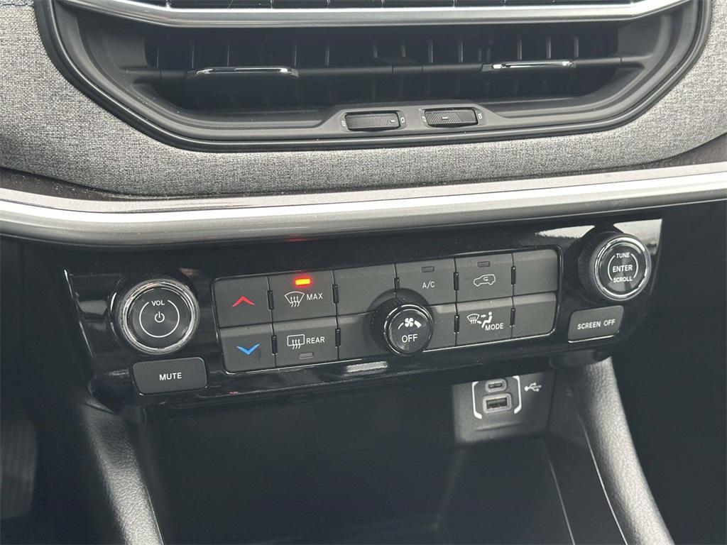 used 2023 Jeep Compass car, priced at $20,669