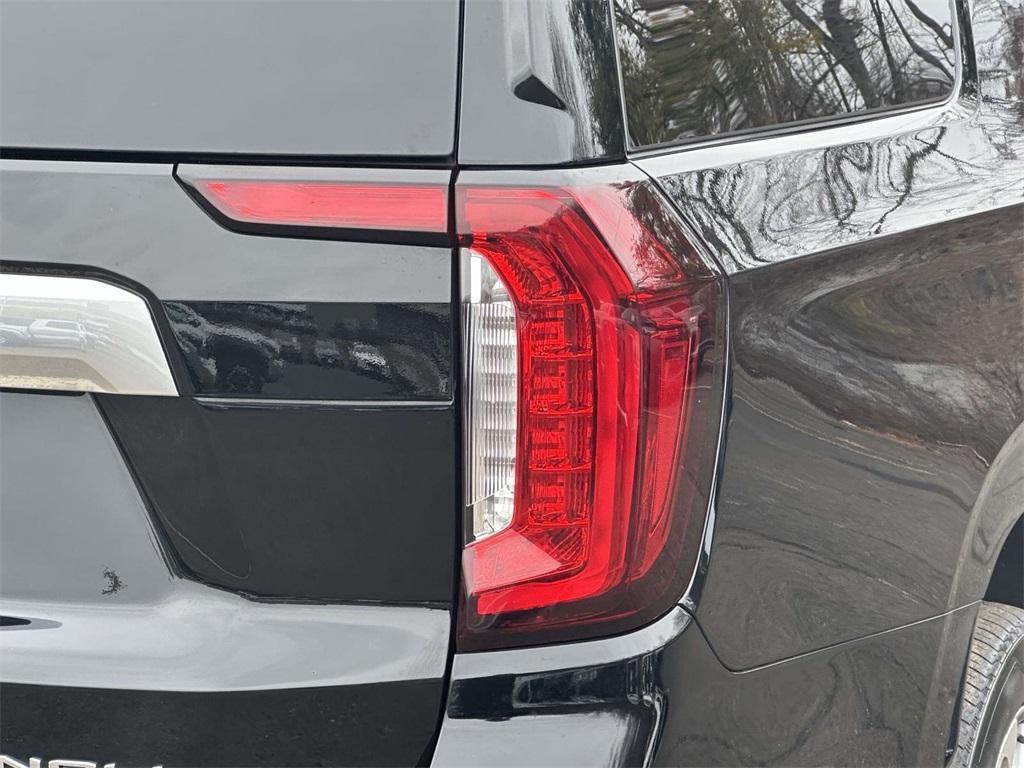 used 2022 GMC Yukon XL car, priced at $53,655