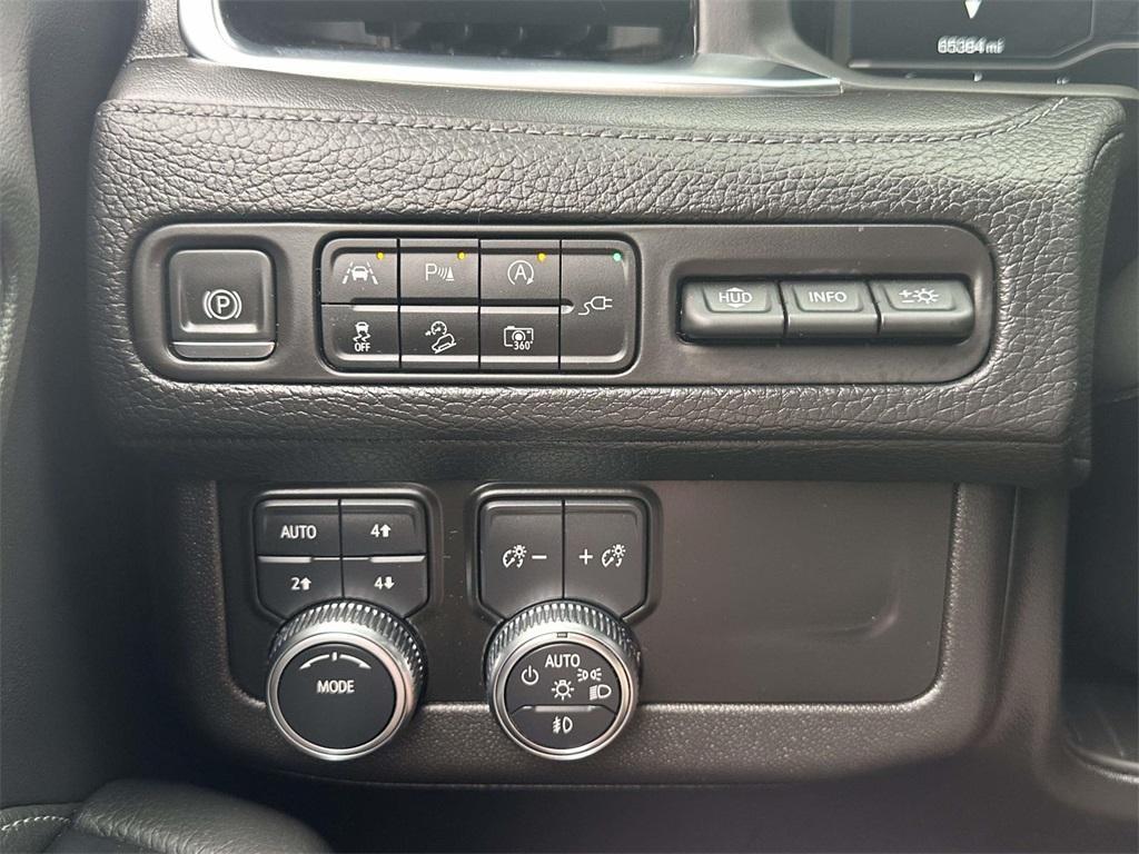 used 2022 GMC Yukon XL car, priced at $53,655