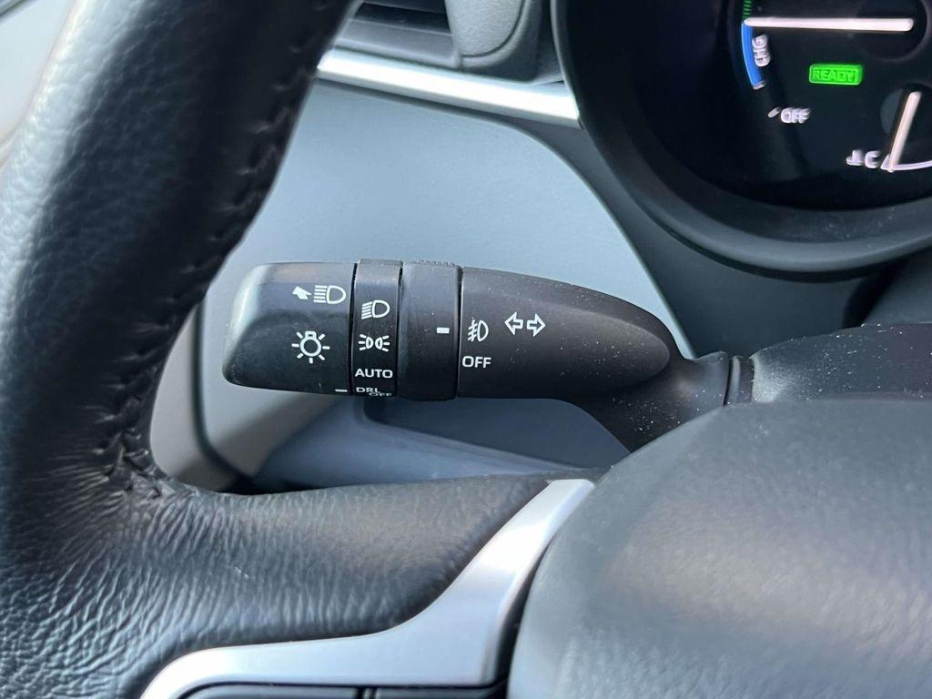 used 2024 Toyota Sienna car, priced at $44,080