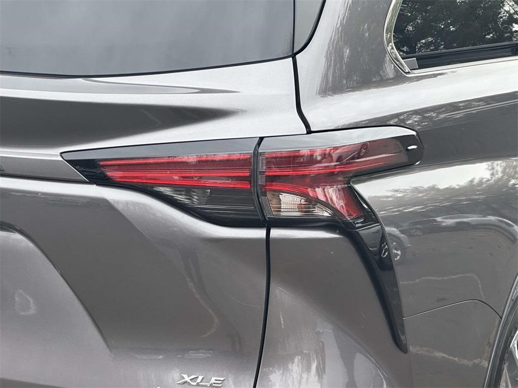 used 2021 Toyota Sienna car, priced at $21,984