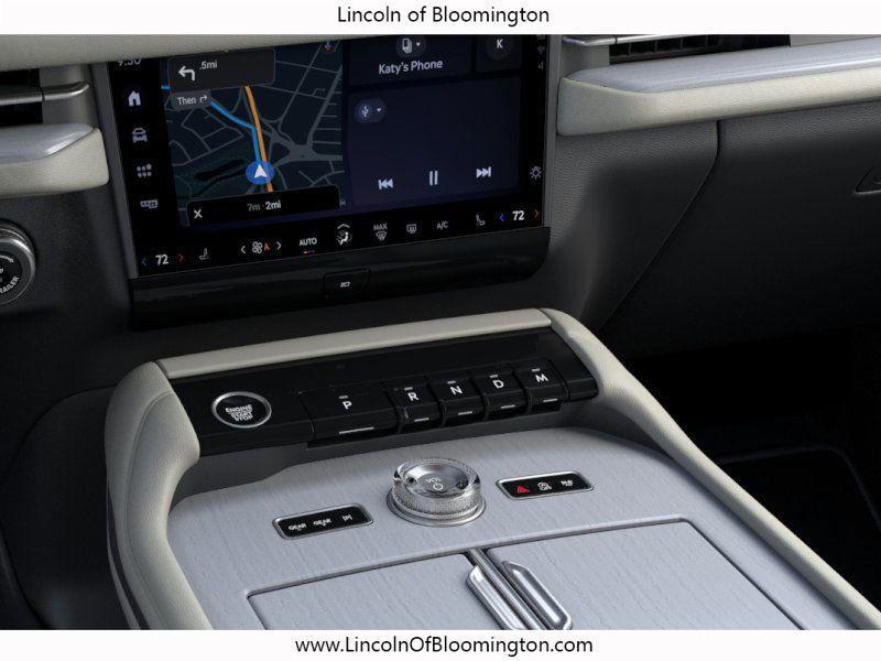new 2026 Lincoln Navigator car, priced at $107,650