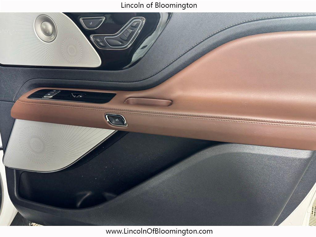 used 2025 Lincoln Aviator car, priced at $64,991