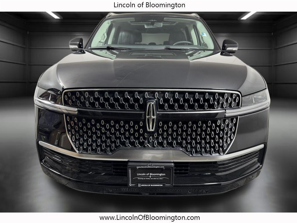 new 2026 Lincoln Navigator car, priced at $107,170