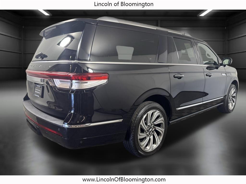 used 2023 Lincoln Navigator car, priced at $64,462