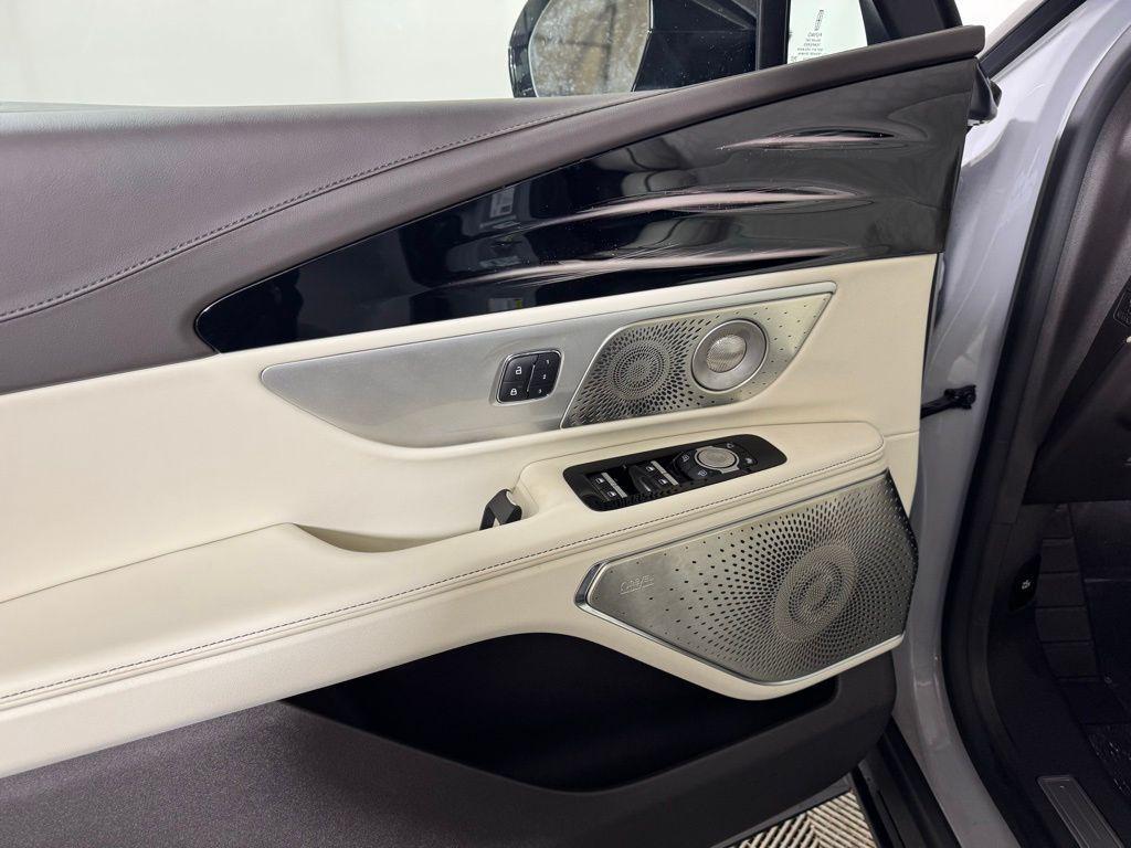 new 2026 Lincoln Nautilus car, priced at $77,030