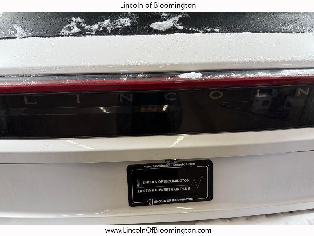 new 2025 Lincoln Navigator car, priced at $106,424