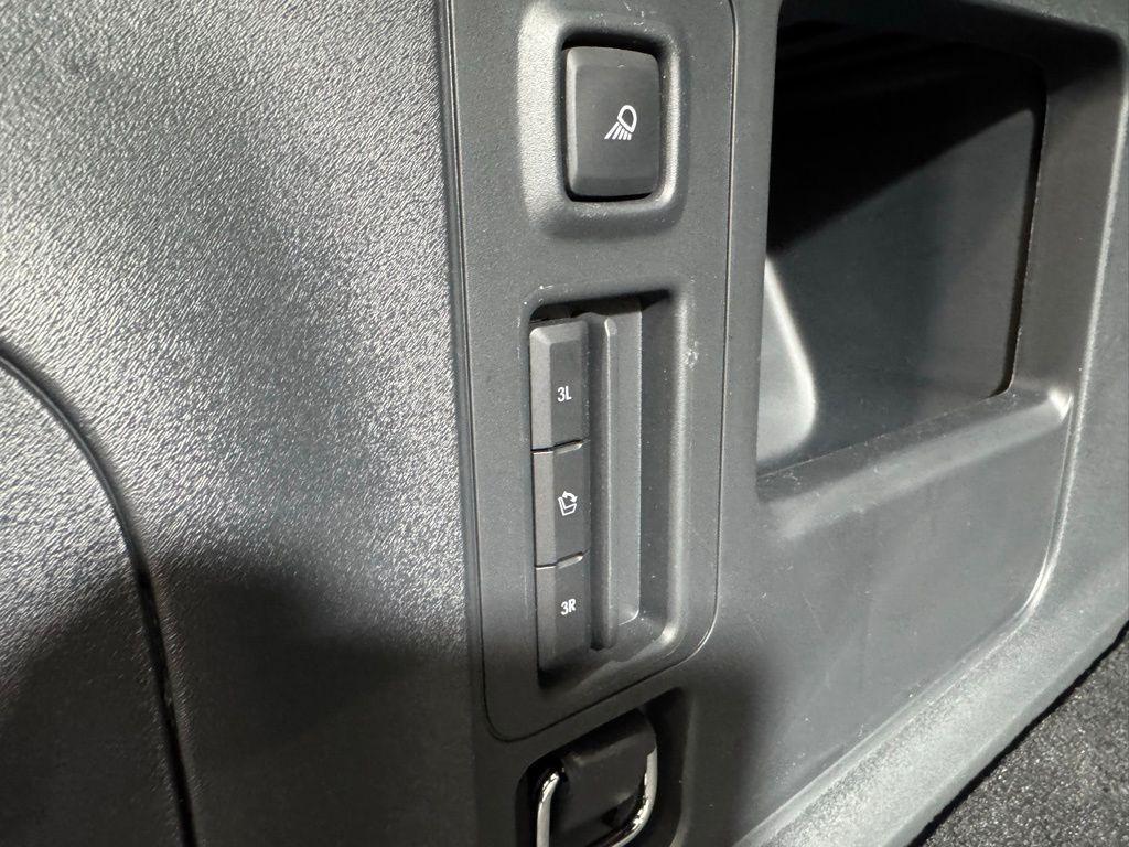 new 2025 Lincoln Navigator car, priced at $99,895