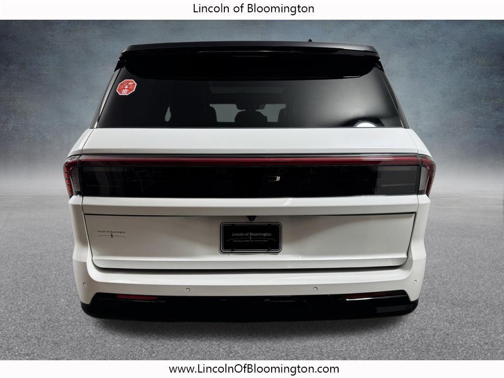 new 2026 Lincoln Navigator car, priced at $117,322