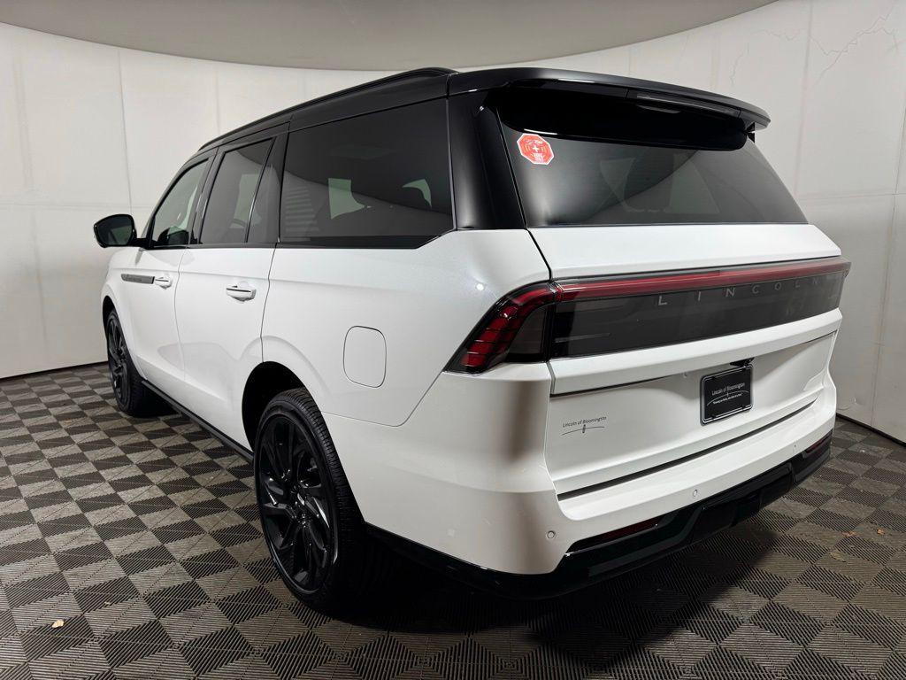 new 2026 Lincoln Navigator car, priced at $117,322