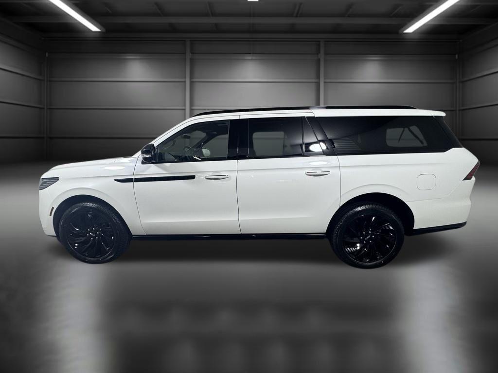 new 2026 Lincoln Navigator car, priced at $102,873
