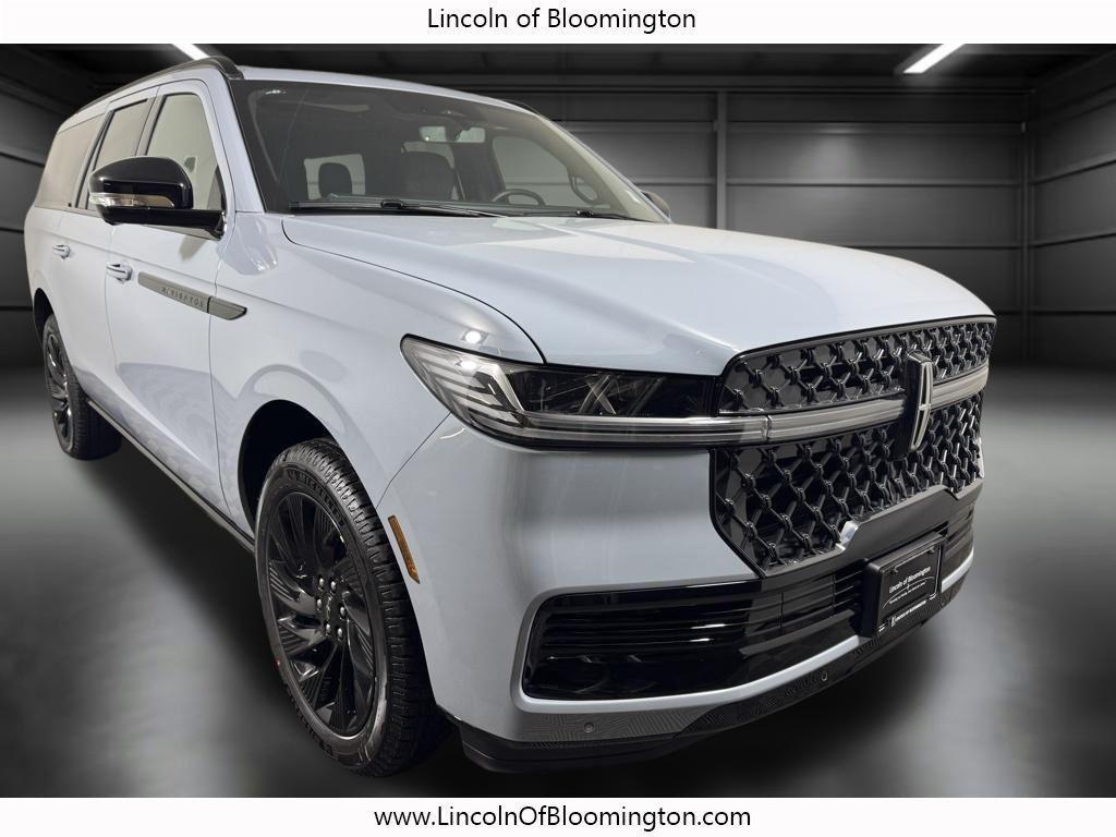new 2026 Lincoln Navigator car, priced at $100,587