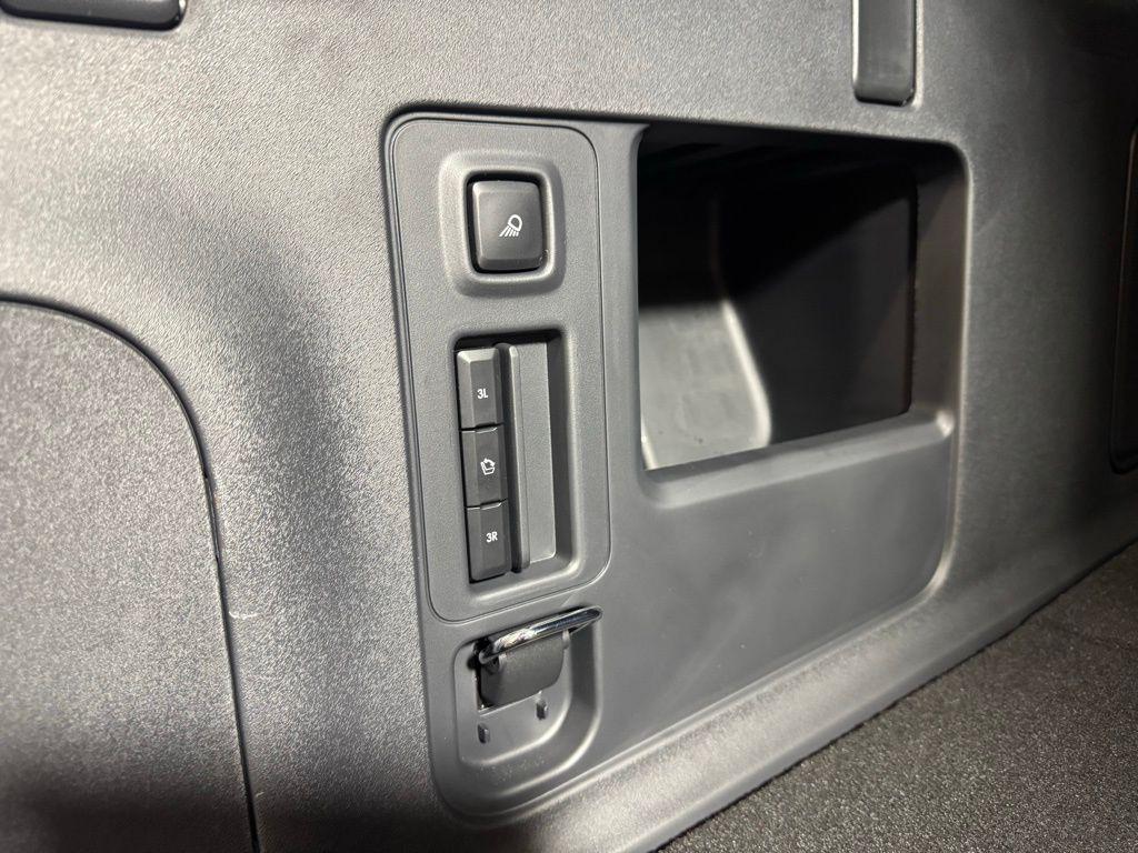 new 2025 Lincoln Navigator car, priced at $122,835