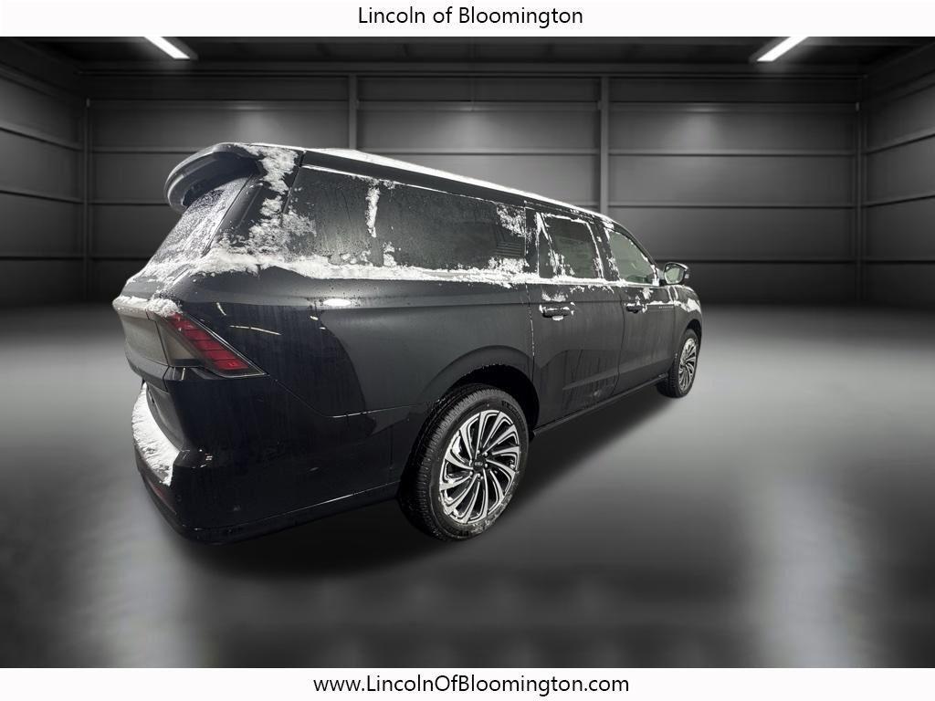 new 2025 Lincoln Navigator car, priced at $122,835