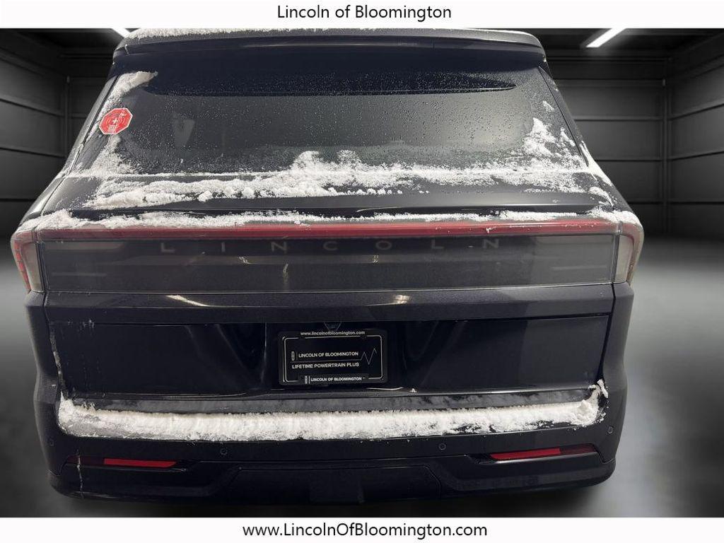 new 2025 Lincoln Navigator car, priced at $122,835