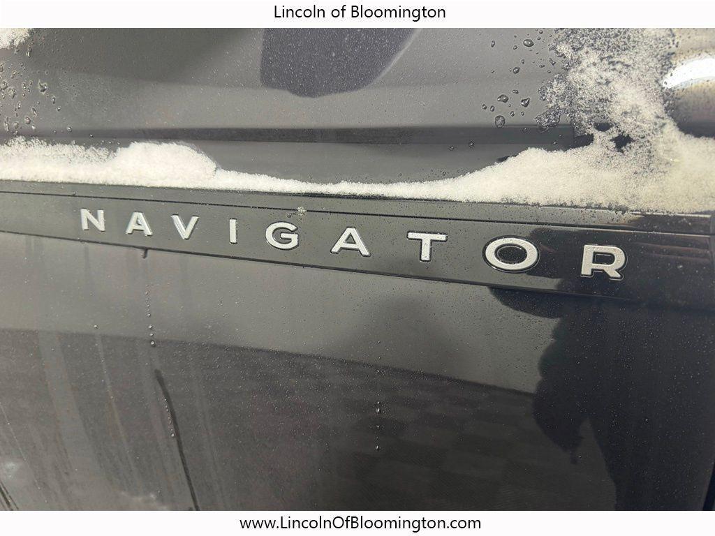 new 2025 Lincoln Navigator car, priced at $122,835