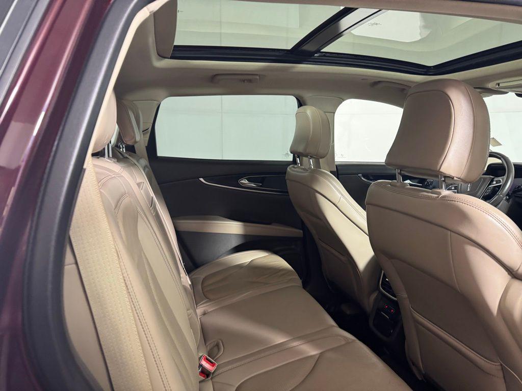 used 2022 Lincoln Nautilus car, priced at $32,561