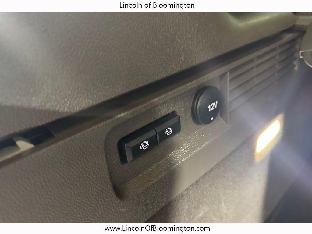 BURGUNDY VELVET MET TC 2022 Lincoln Nautilus Reserve