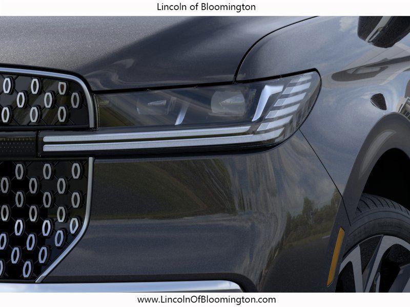 new 2026 Lincoln Navigator car, priced at $107,170