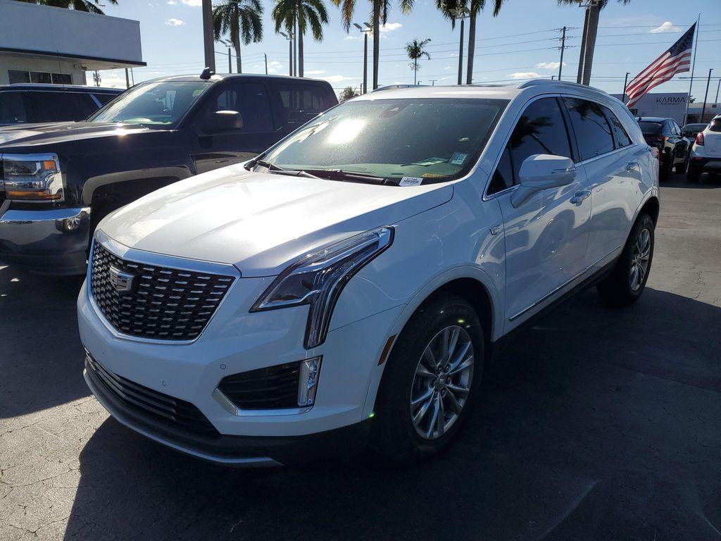 used 2022 Cadillac XT5 car, priced at $30,756