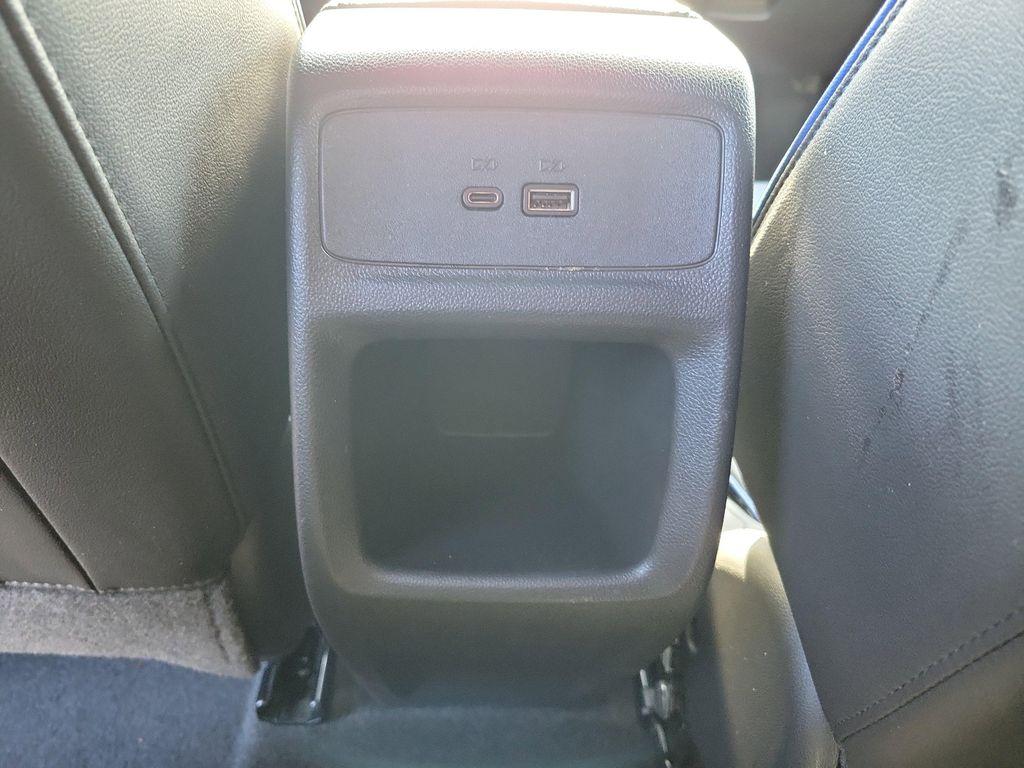 used 2025 Buick Envista car, priced at $26,200