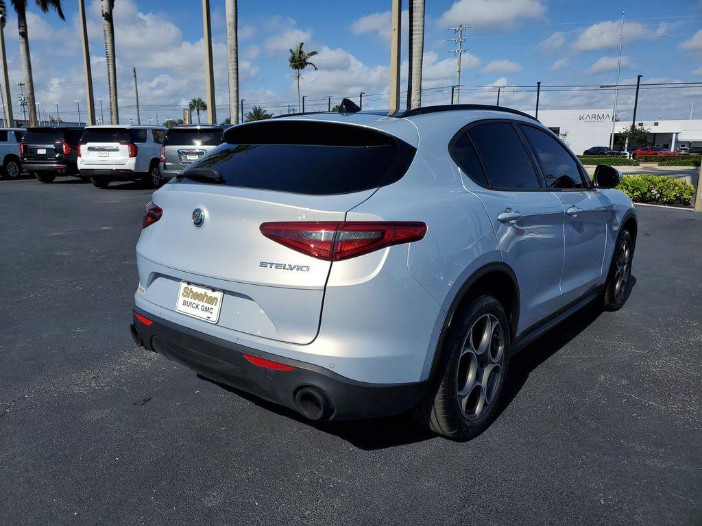 used 2022 Alfa Romeo Stelvio car, priced at $20,260