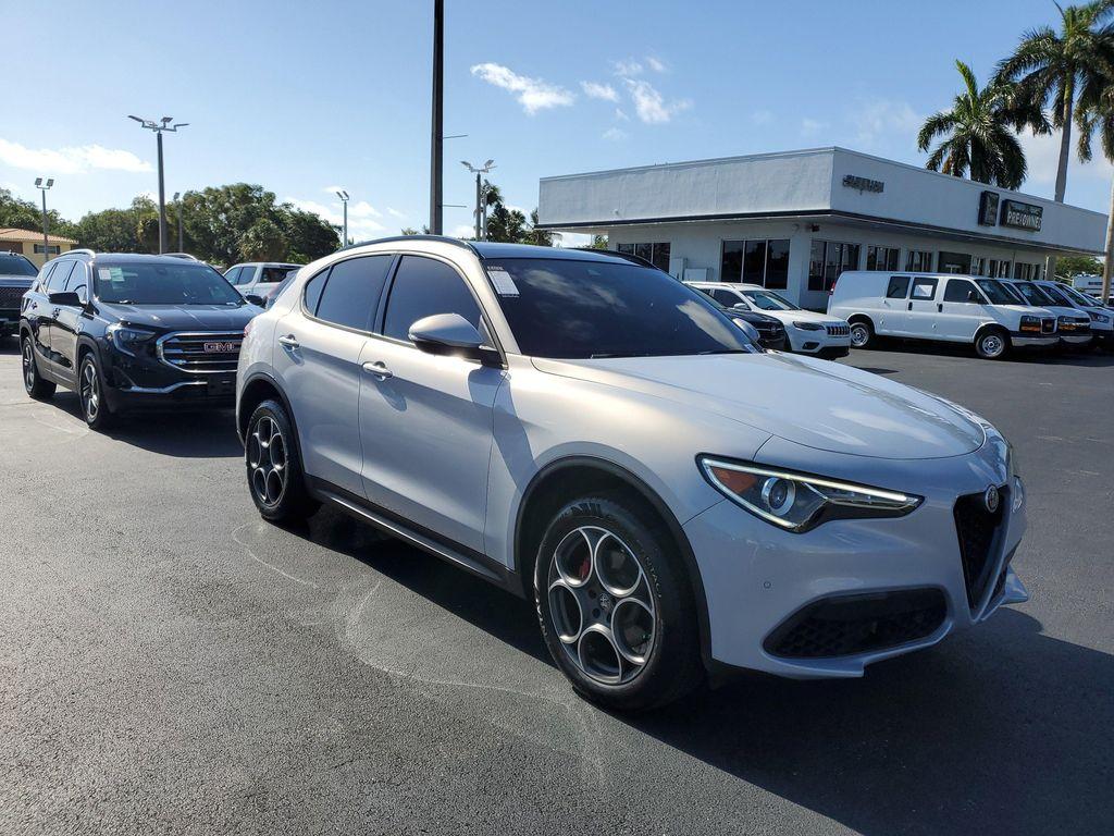 used 2022 Alfa Romeo Stelvio car, priced at $20,260
