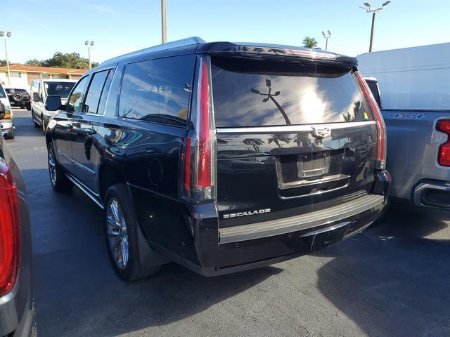 used 2019 Cadillac Escalade ESV car