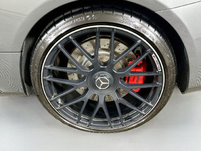 Mercedes-Benz C-Class view 27