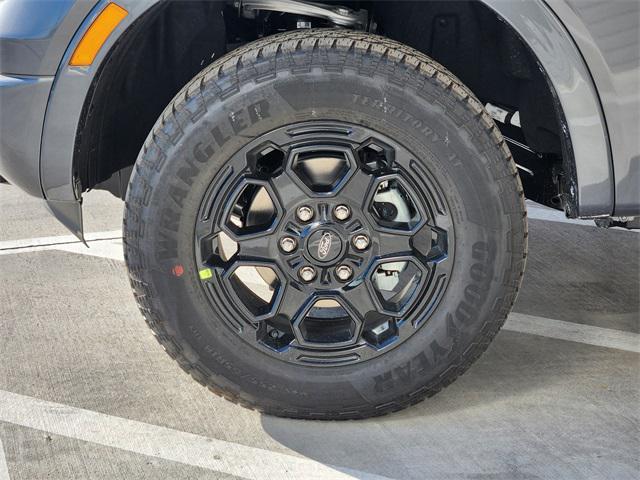 new 2025 Ford Ranger car, priced at $35,995