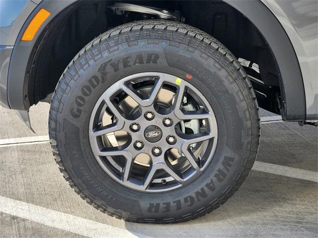 new 2025 Ford Ranger car, priced at $35,995