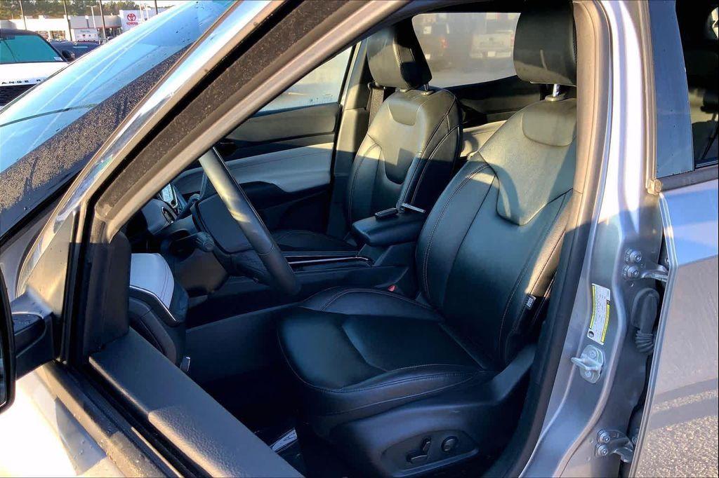 used 2024 Jeep Compass car, priced at $21,187