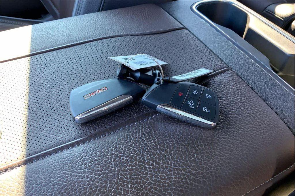 used 2024 GMC Sierra 2500 car, priced at $73,647