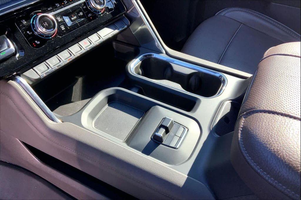 used 2024 GMC Sierra 2500 car, priced at $73,647