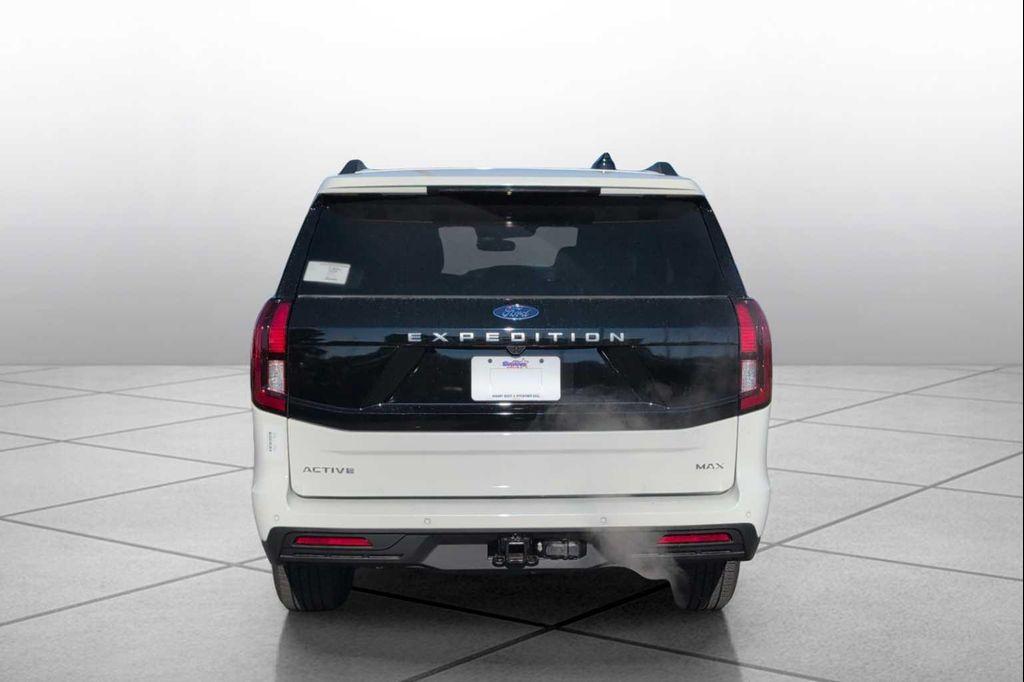 new 2025 Ford Expedition Max car, priced at $73,537