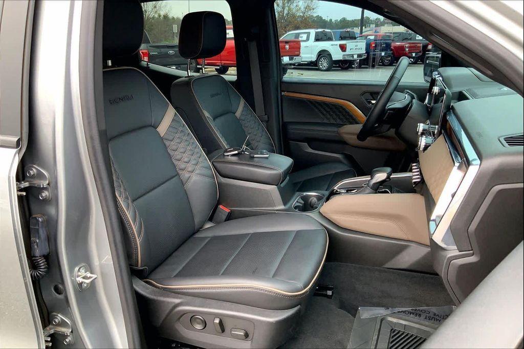 used 2023 GMC Canyon car, priced at $42,182