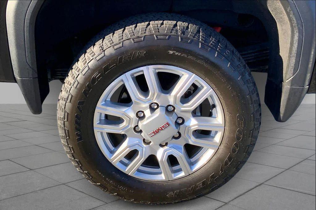 used 2024 GMC Sierra 2500 car, priced at $67,092