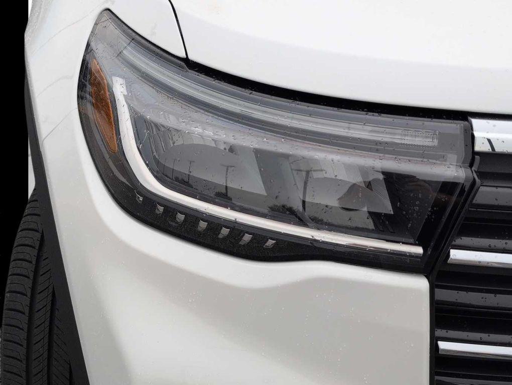 new 2025 Ford Explorer car, priced at $43,395