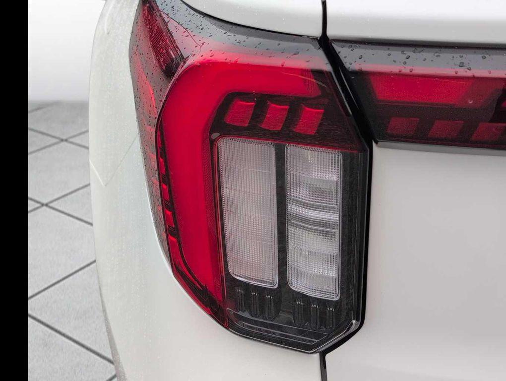 new 2025 Ford Explorer car, priced at $43,395