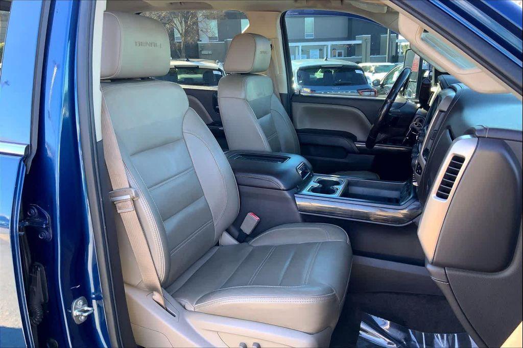 used 2016 GMC Sierra 2500 car, priced at $35,184