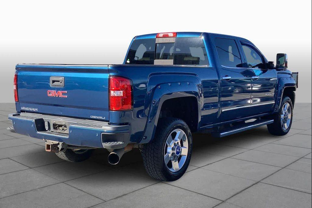 used 2016 GMC Sierra 2500 car, priced at $35,184