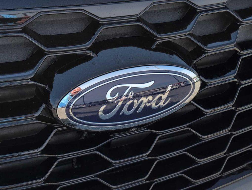 new 2026 Ford Explorer car, priced at $47,784