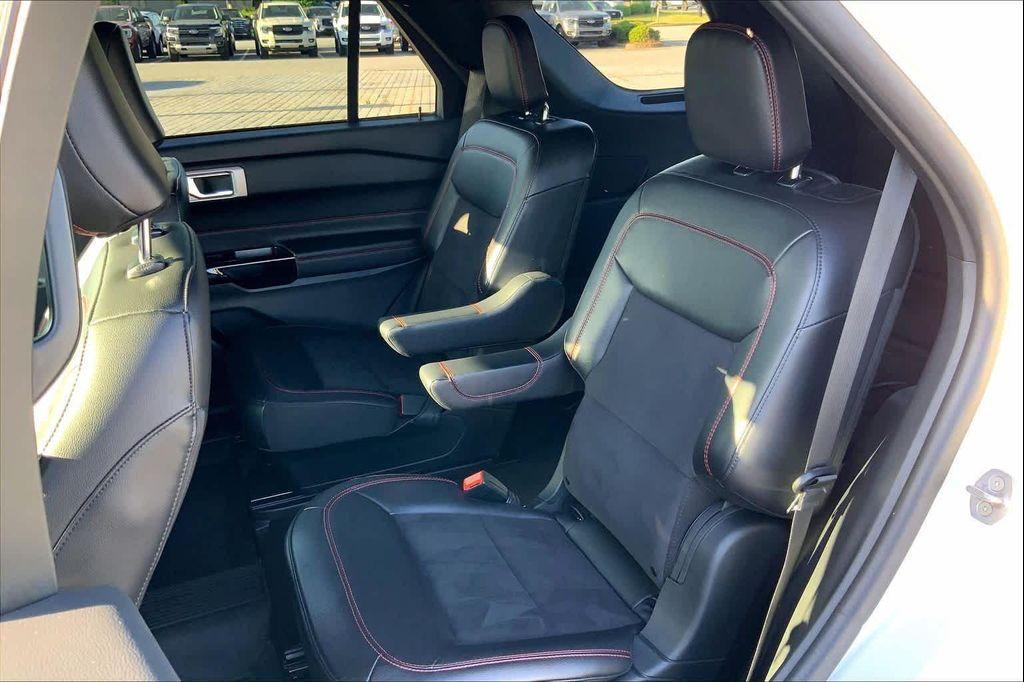 used 2024 Ford Explorer car, priced at $37,192