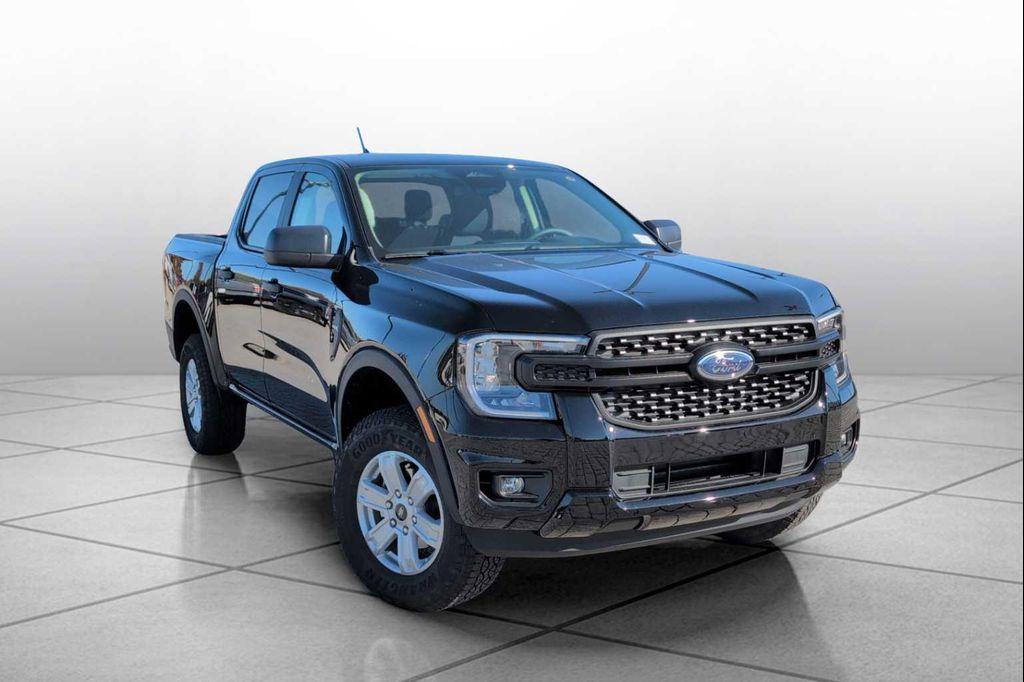 new 2025 Ford Ranger car, priced at $33,729