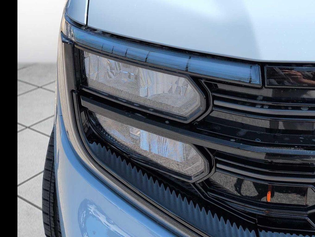 new 2025 Ford Expedition car, priced at $81,478