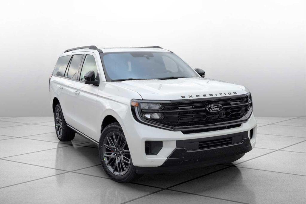 new 2025 Ford Expedition car, priced at $81,339