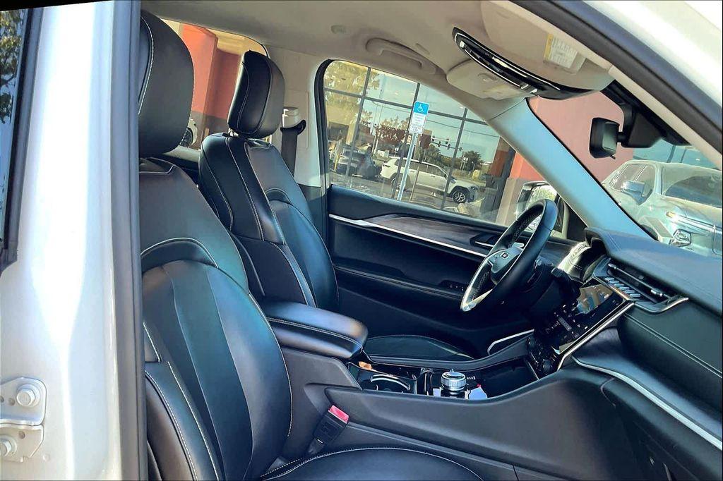 used 2021 Jeep Grand Cherokee L car, priced at $29,182