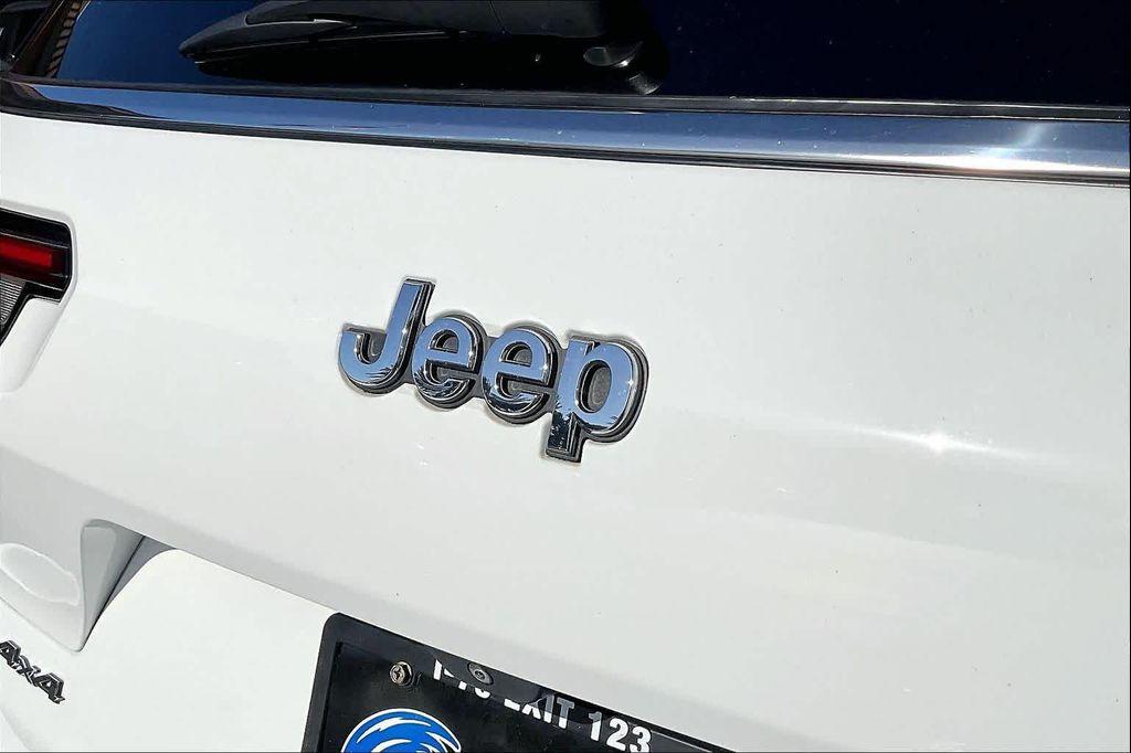 used 2021 Jeep Grand Cherokee L car, priced at $29,182