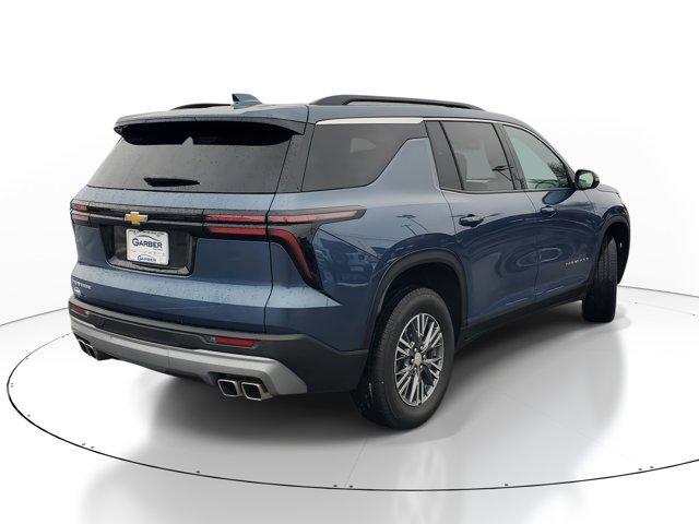used 2025 Chevrolet Traverse car, priced at $35,818